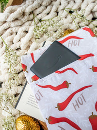 Spicey Reads Book Sleeve