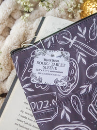 Water-Resistant Extra Large Book Sleeve | Pizza Party Pizza Party