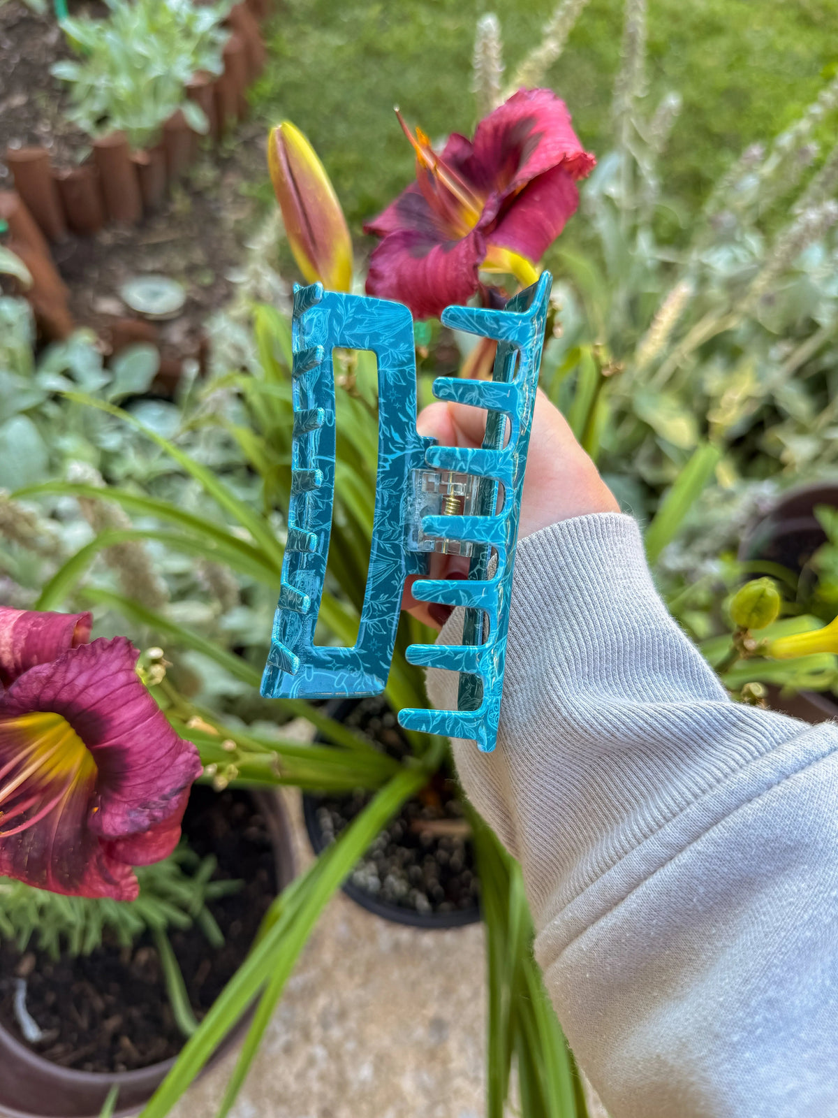 Bookish Hair Claw Clip | Starlight