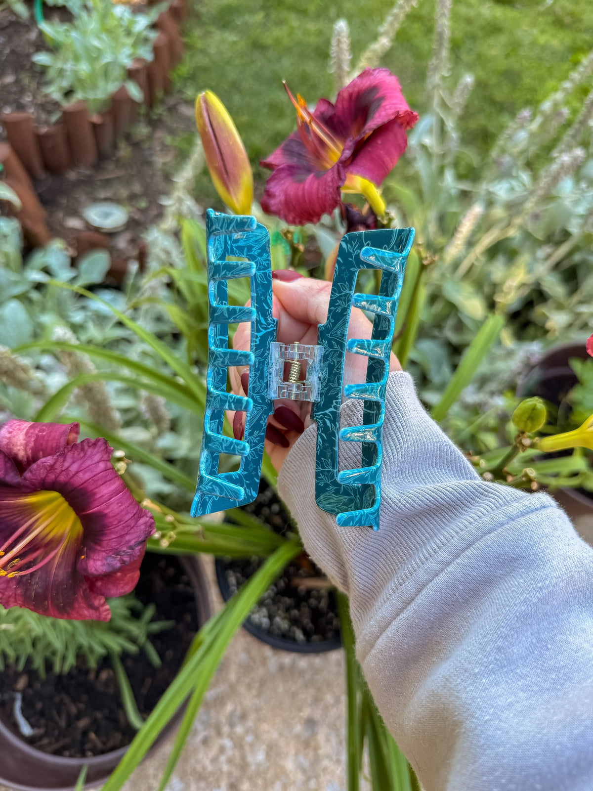 Bookish Hair Claw Clip | Starlight