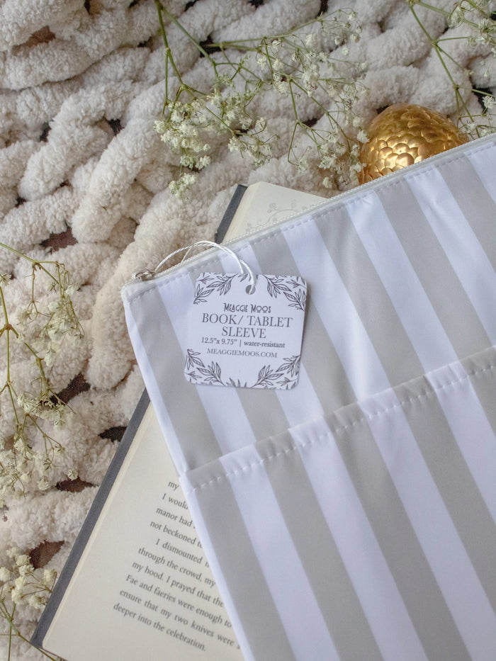 Water-Resistant Extra Large Book Sleeve | Tan Stripes