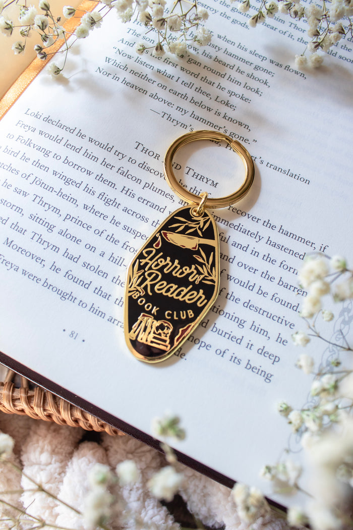 Horror Reader Metal Keychain