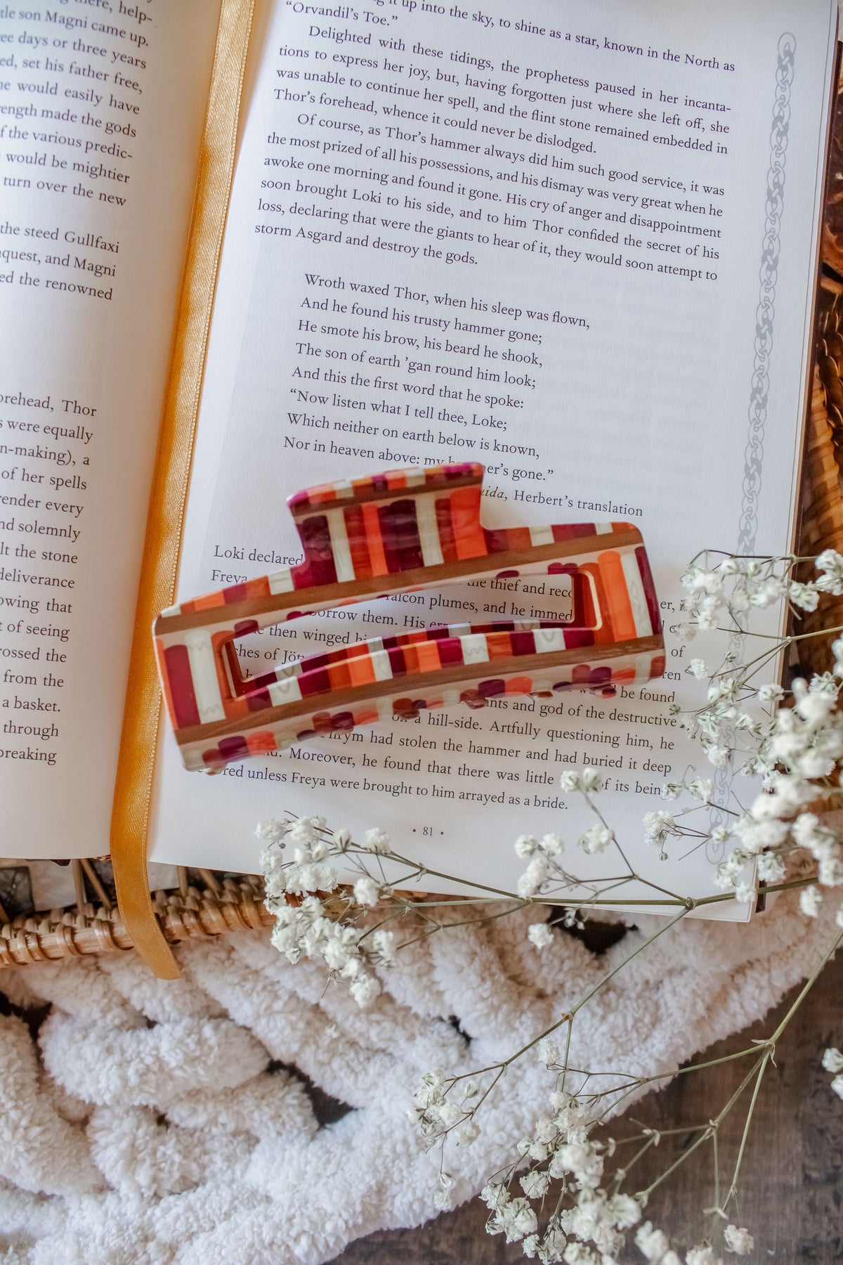 Bookish Hair Claw Clip | Maroon Bookshelf