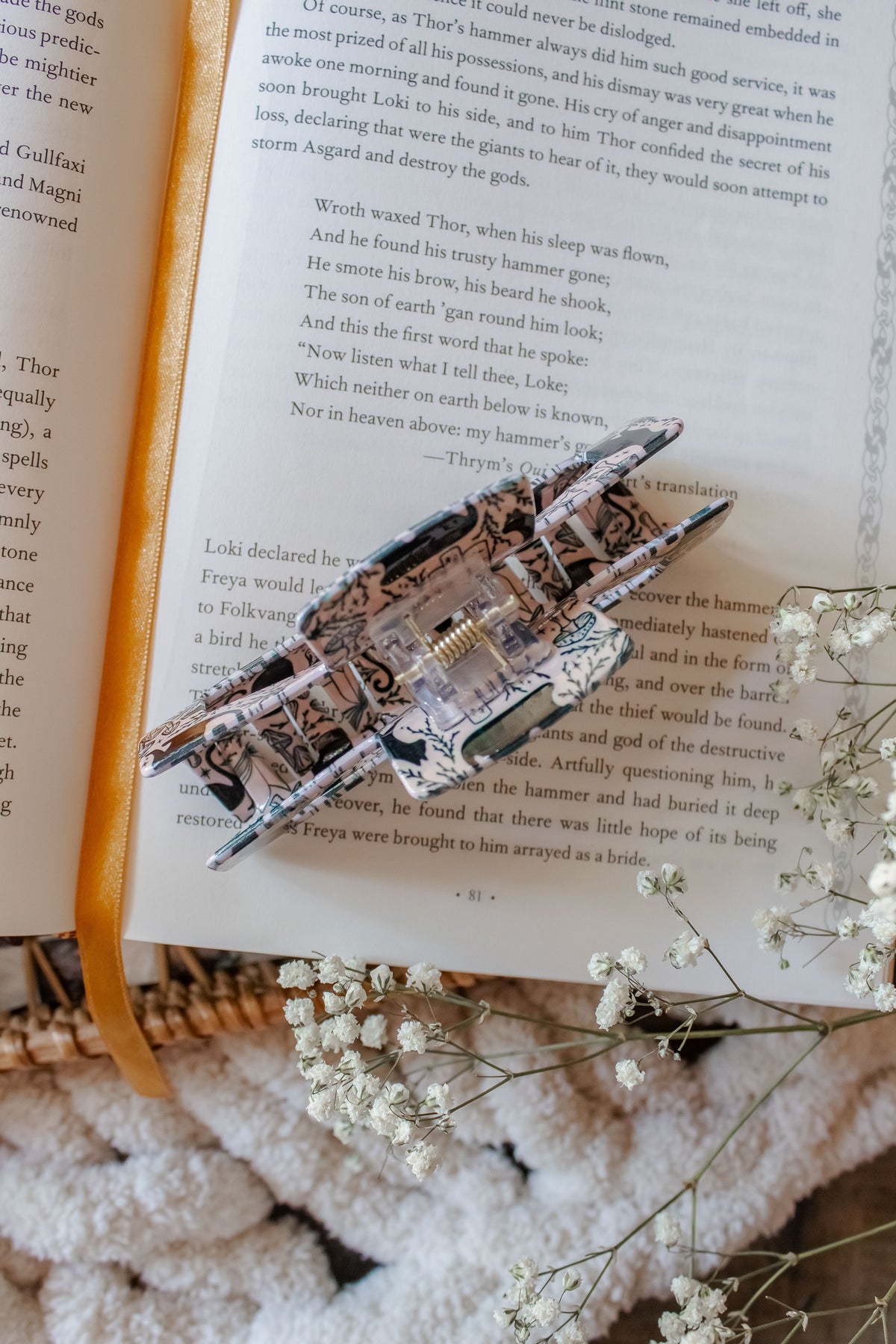 Bookish Hair Claw Clip | Books & Cats