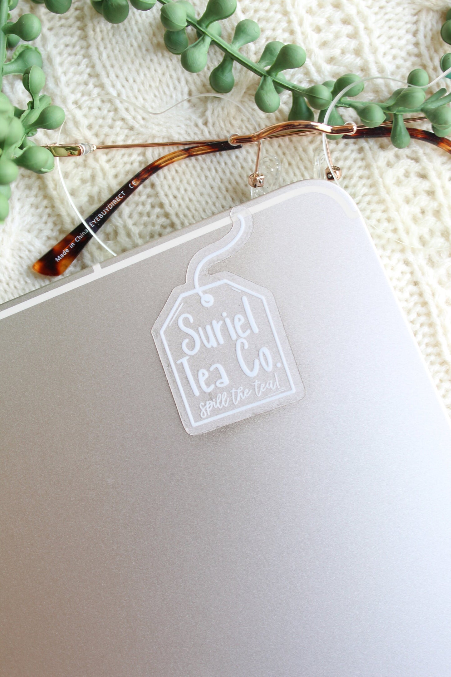 Suriel Tea Co Tea Bag Waterproof Sticker | A Court of Thorns  and Roses | SJM | 1.3"x2"