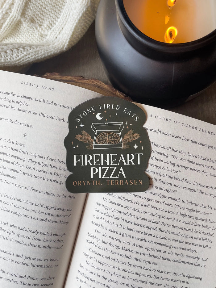 Fireheart Pizza Magnet | Throne of Glass | SJM