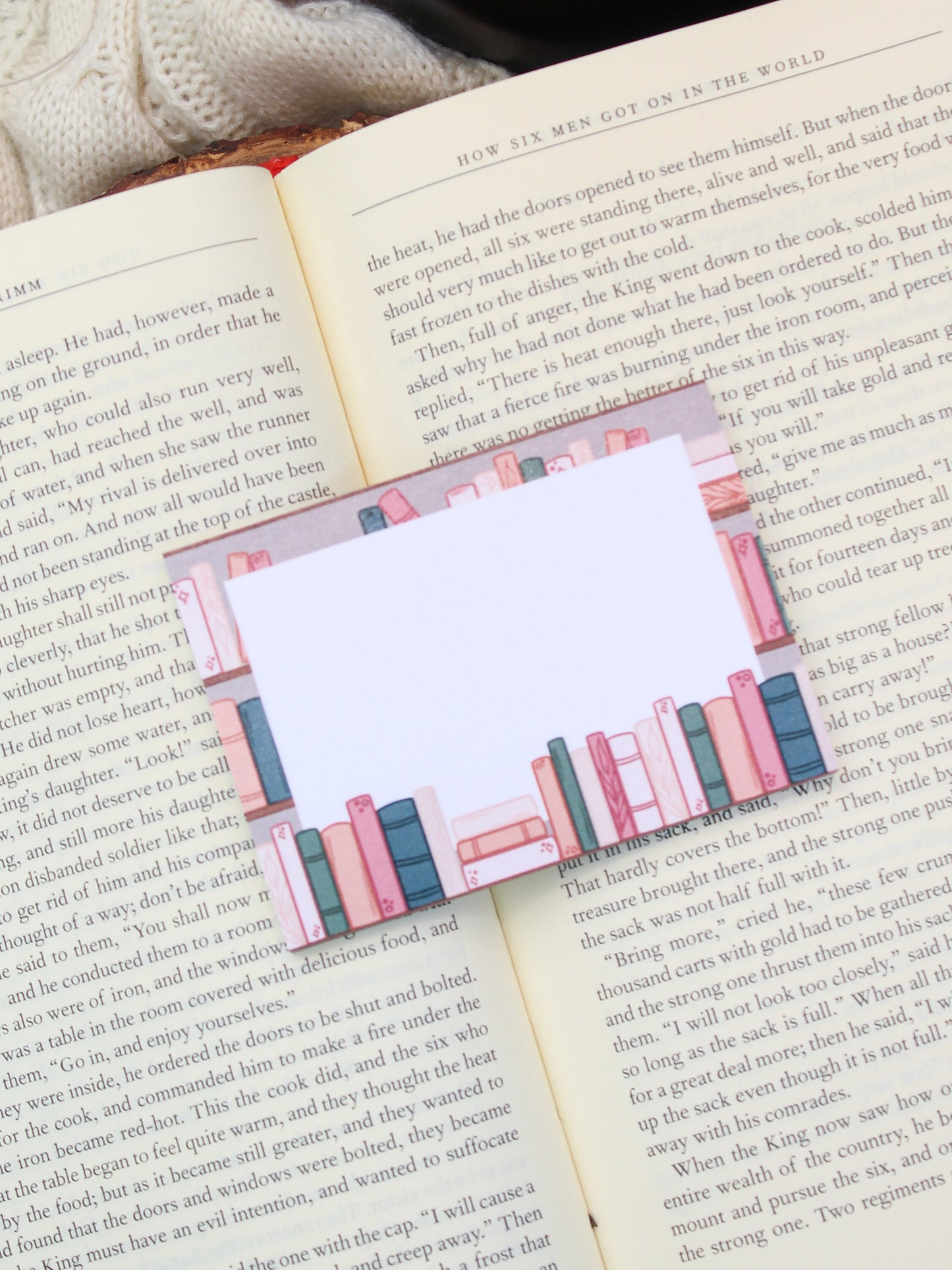 Cozy Hygge Bookshelf 3x4 Post-it® | 50 Full Color Self-Adhesive Pages