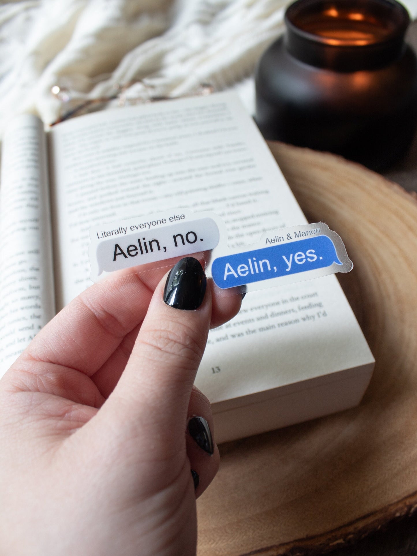 Aelin, No /  Aelin, Yes Text Exchange Waterproof Sticker | Throne of Glass | SJM | 3"x1.2"